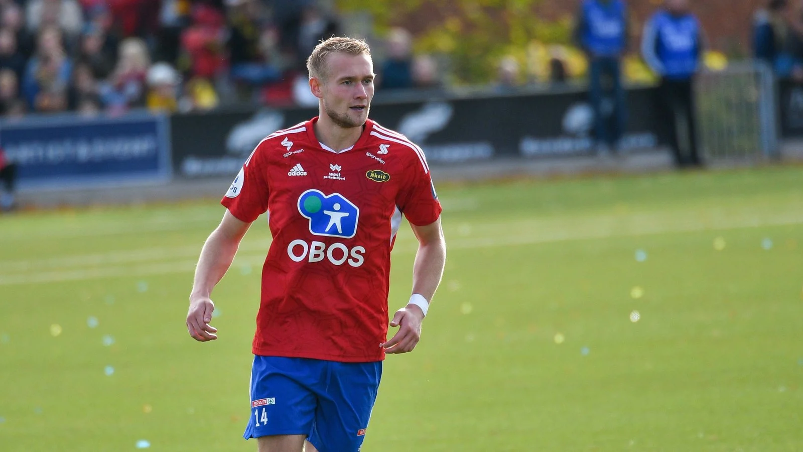 Norskur verjuleikari til HB