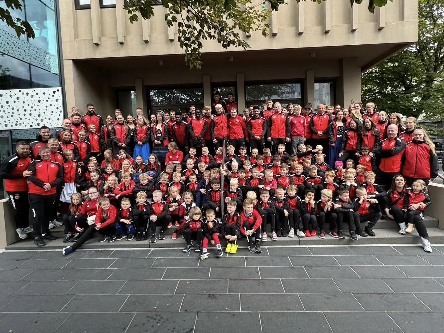 Skrúðgonga á ólavsøku