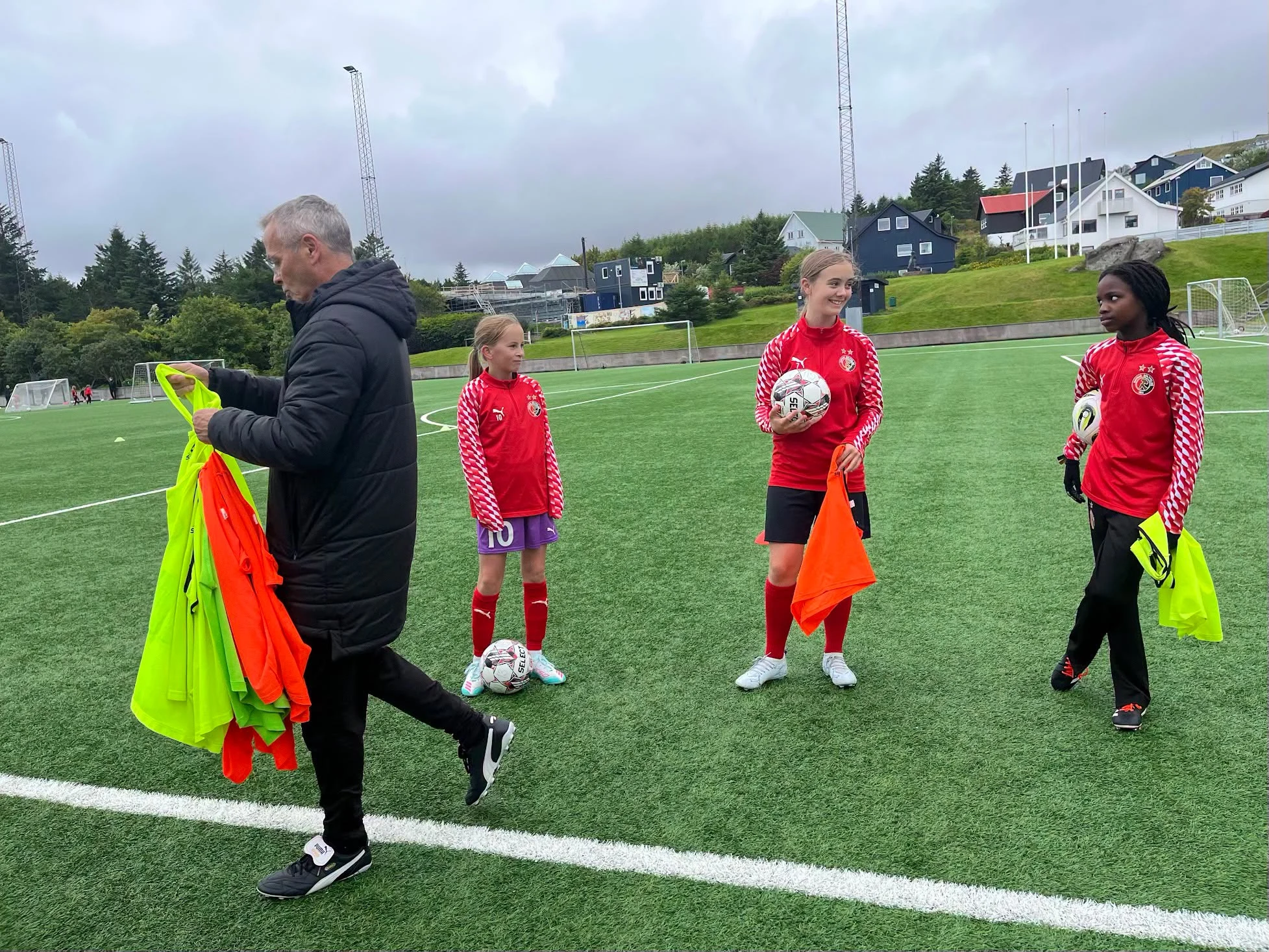 GU13 spæla hálvfinalu leygardagin