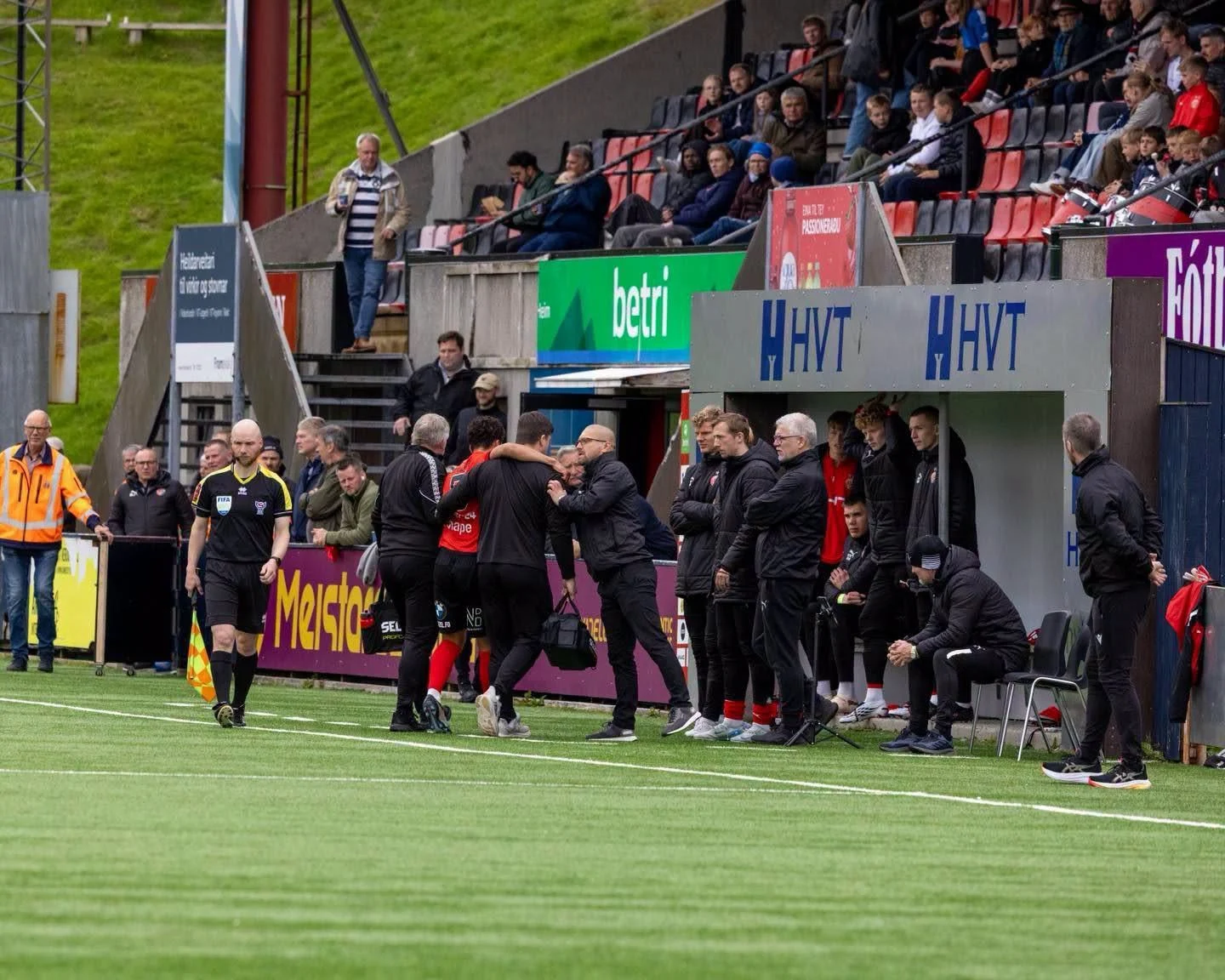 Noah brotið beinið